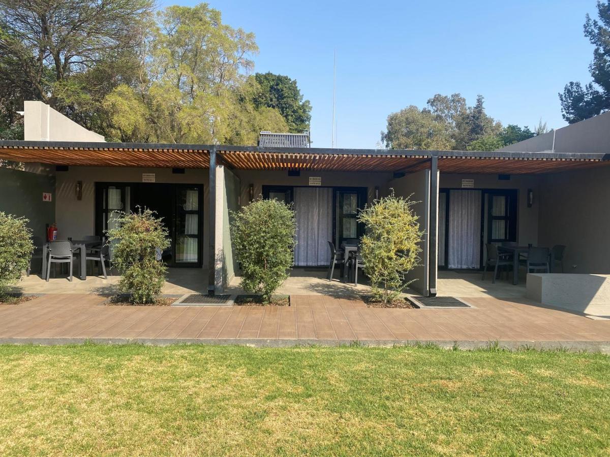 The Guesthouse 6 On Vrede Johannesburg Exterior foto