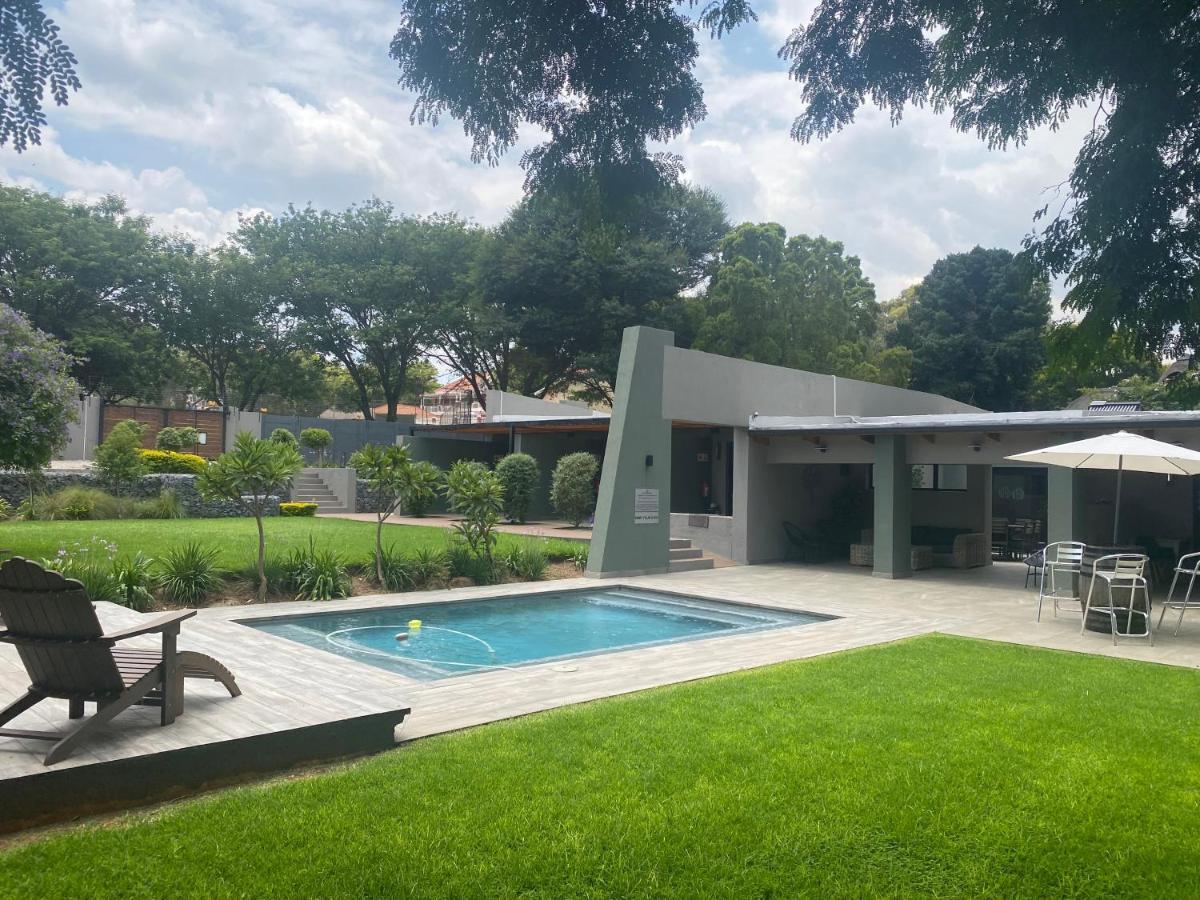 The Guesthouse 6 On Vrede Johannesburg Exterior foto
