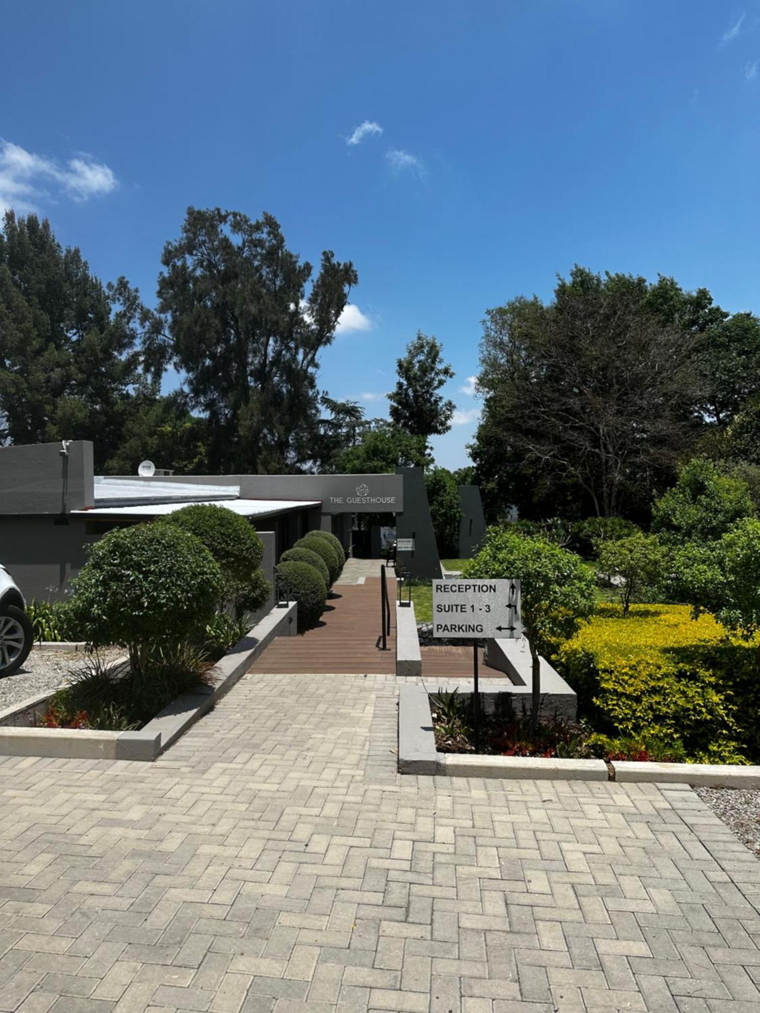 The Guesthouse 6 On Vrede Johannesburg Exterior foto