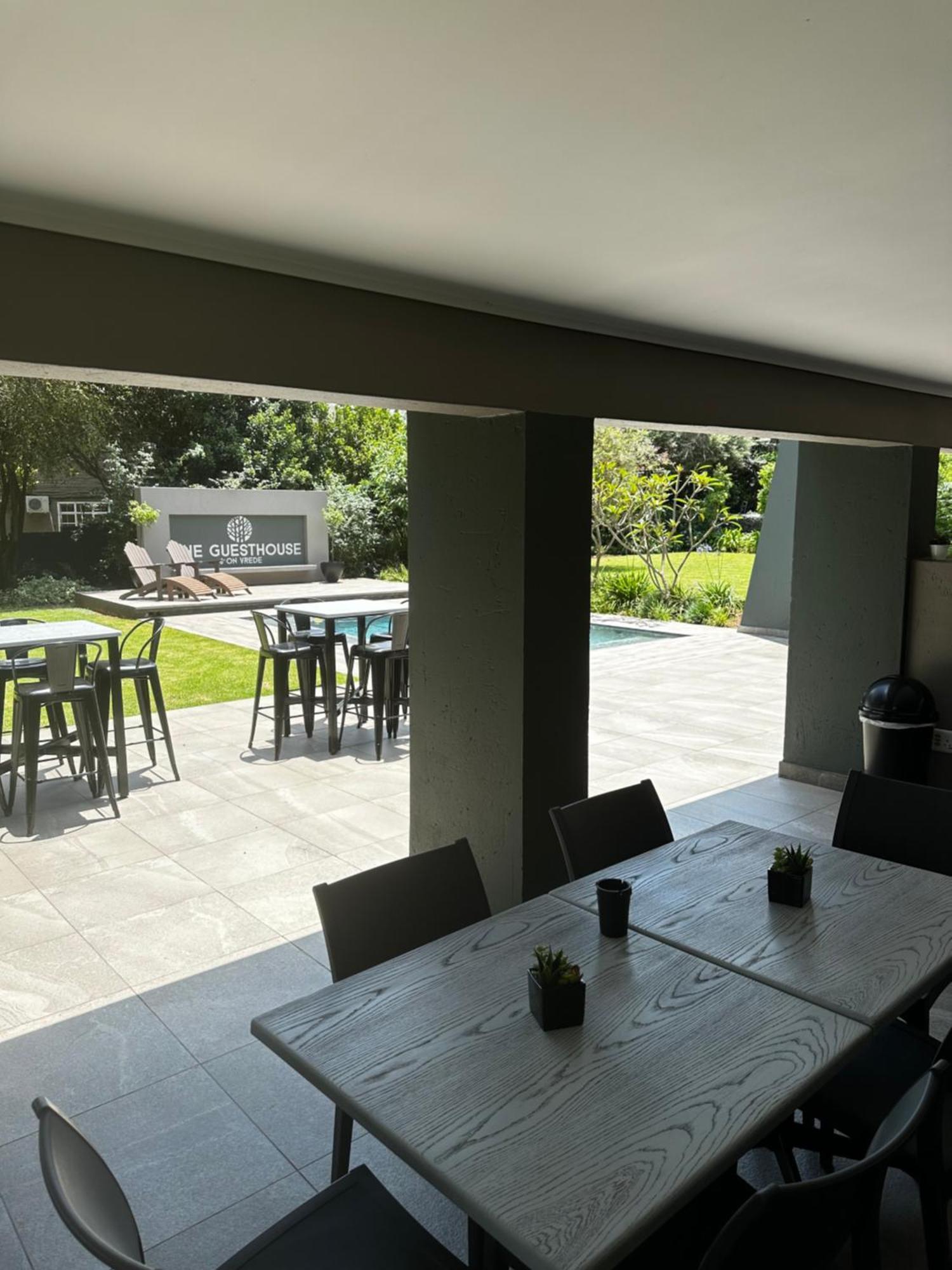 The Guesthouse 6 On Vrede Johannesburg Exterior foto