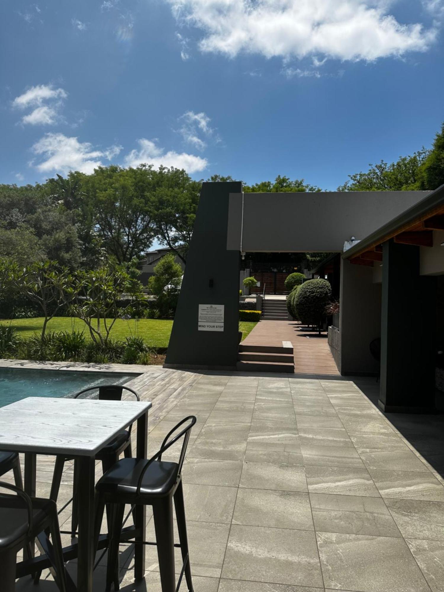 The Guesthouse 6 On Vrede Johannesburg Exterior foto